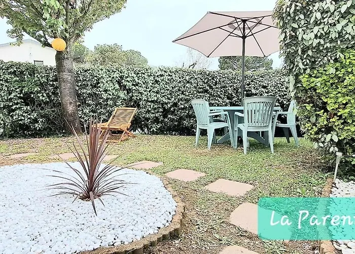 La Parenthese Holiday home